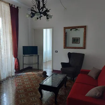 Sopranos House Апартаменты *